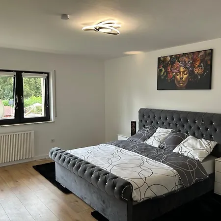 Greenview - 3 Beds 2 Bedrooms Trewir