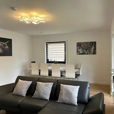 Apartment Greenview - 3 Beds 2 Bedrooms Trier