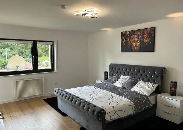 Greenview - 3 Beds 2 Bedrooms Treviri